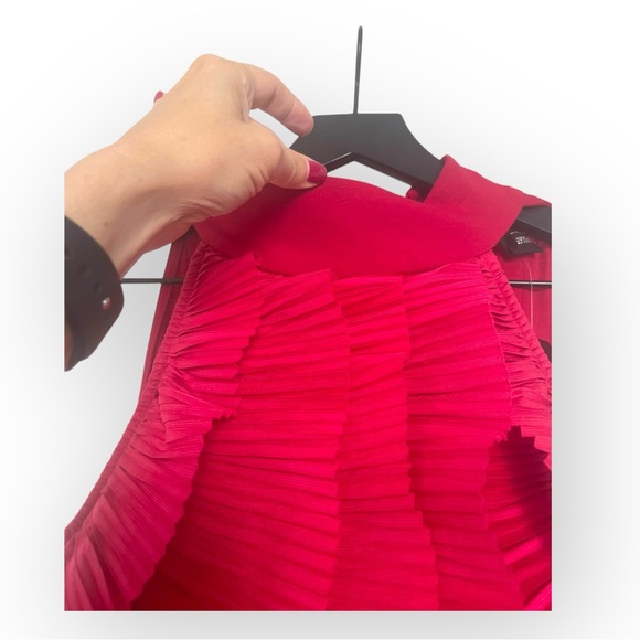 NWT White House Black Market frilly red sleeveless top - Picture 2 of 14